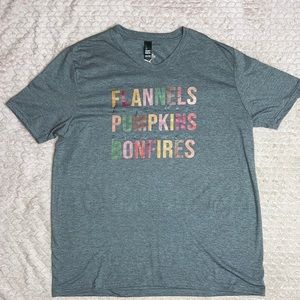 Various Sizes-Gray V-neck Fall tee-NWT